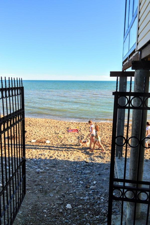 Villa Maria Guest House New Athos Екстер'єр фото